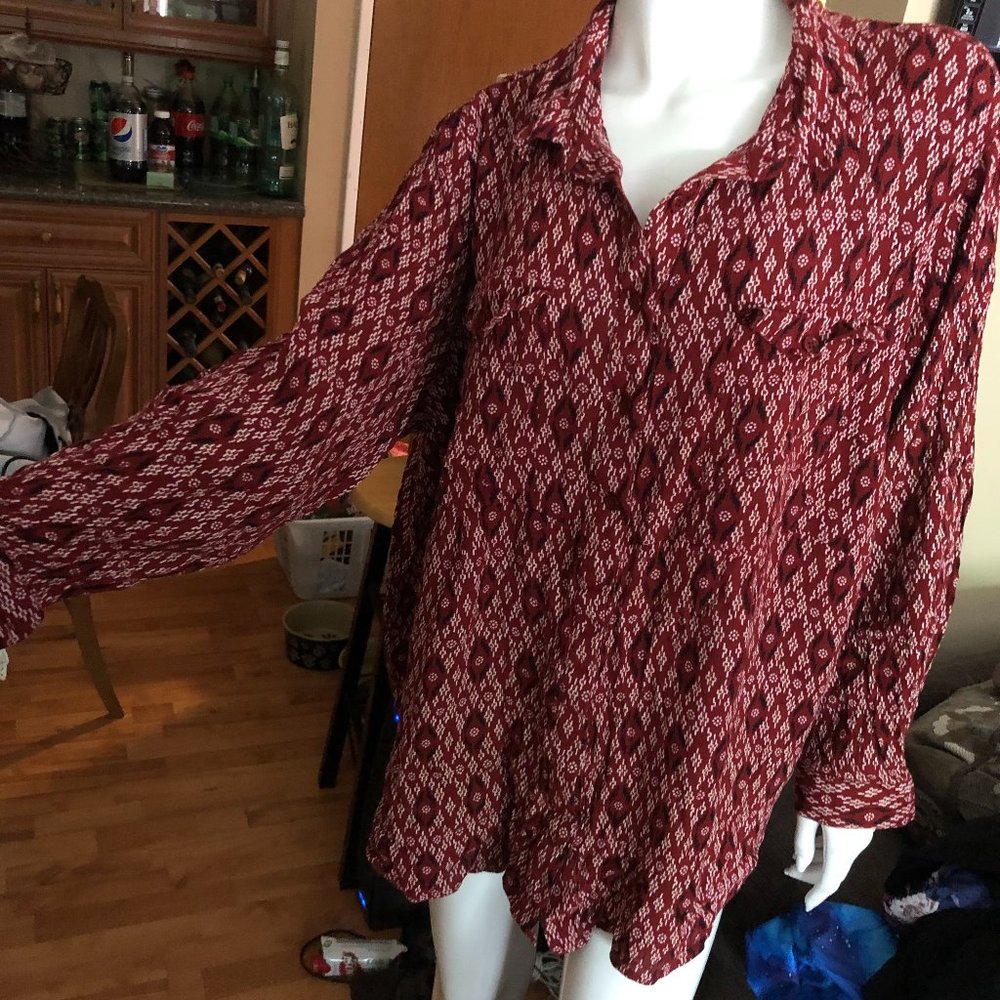 Tunic Style Top - Picture 2 of 9